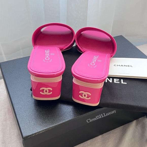 Auth Chanel 22C Pink Patent Leather CC Logo Sandals G38689 - Size 37.5 - Picture 2 of 9